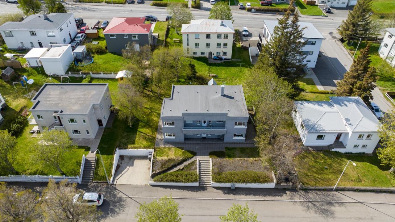 Guesthouse Akureyri - Apartments Near Down Town Eksteriør billede